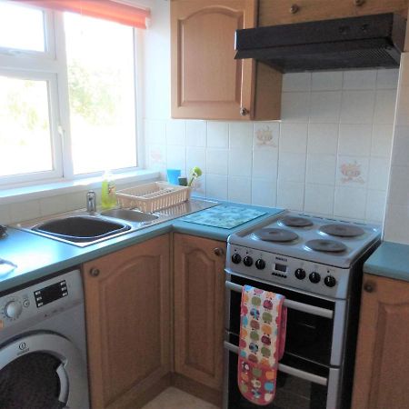 Cliff Court Apartments Торки Екстериор снимка