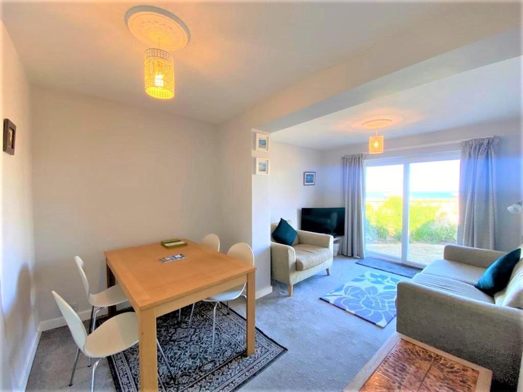 Cliff Court Apartments Торки Екстериор снимка