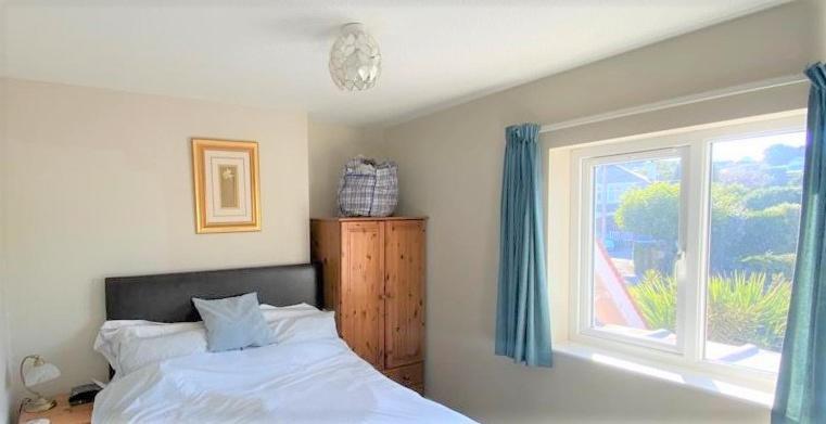 Cliff Court Apartments Торки Екстериор снимка